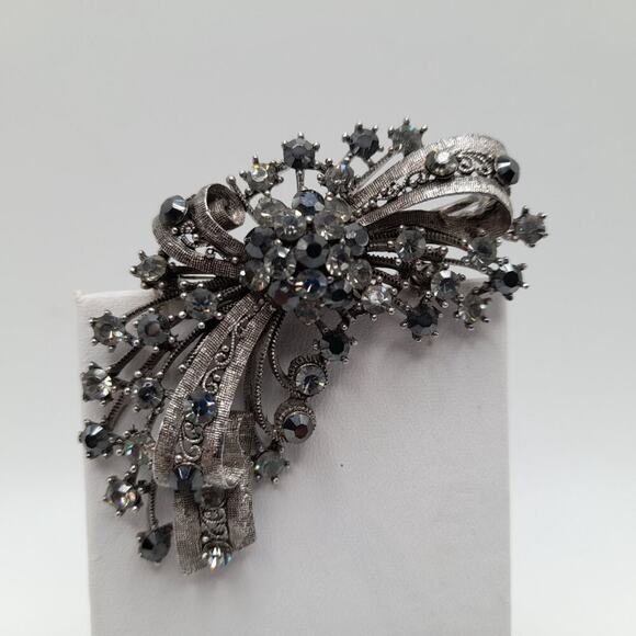 Vintage Gray Silver Black Rhinestone Brooch Pendant, 2 3/4 Inches - Picture 2 of 12
